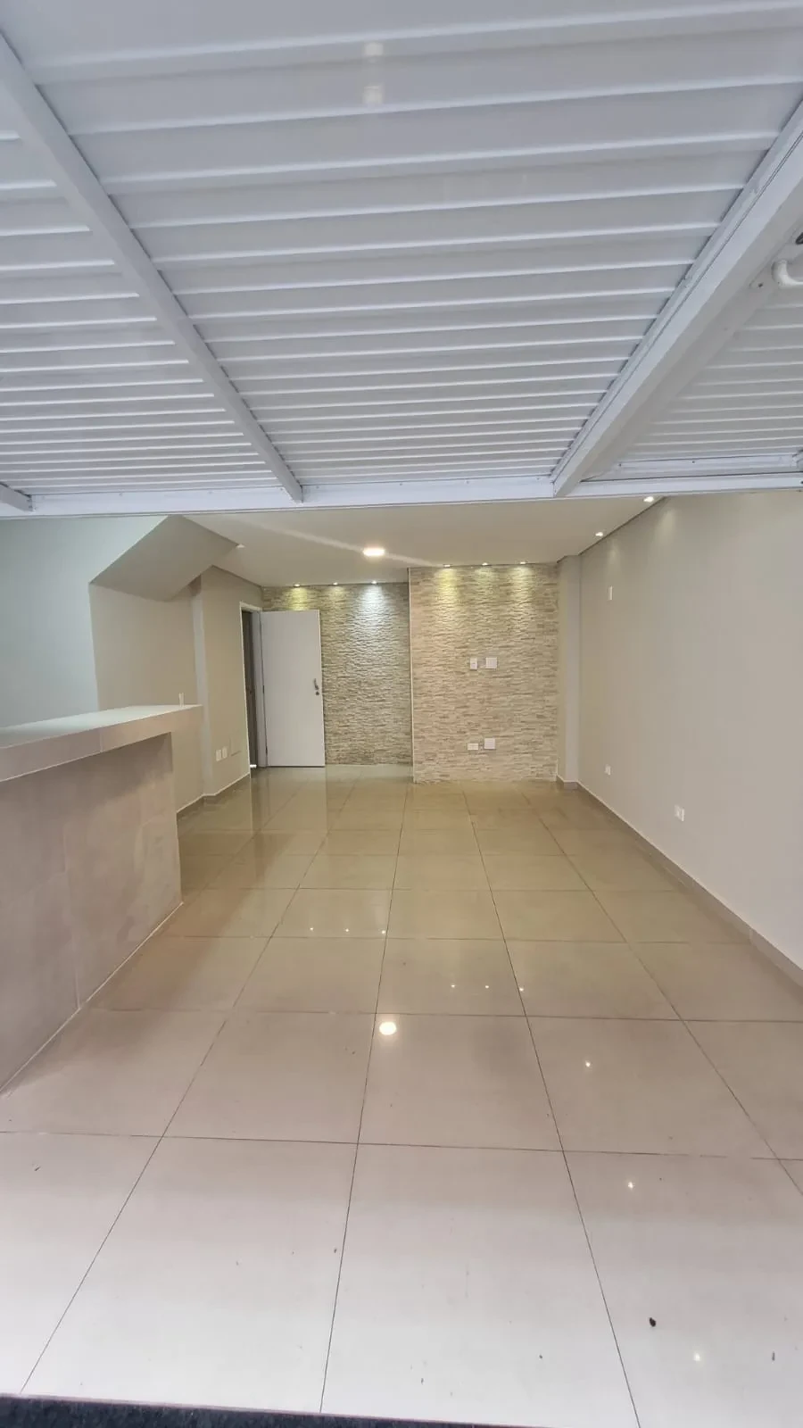 Imagem Casa de Condomínio com 2 Quartos à Venda, 106 m² em Marapé - Santos