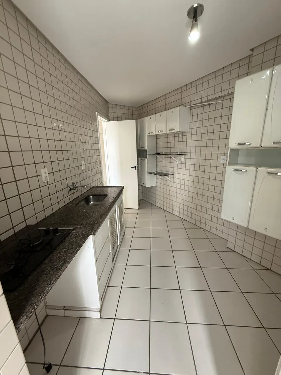 Imagem Apartamento com 2 Quartos à Venda, 76 m² em Torre - Recife