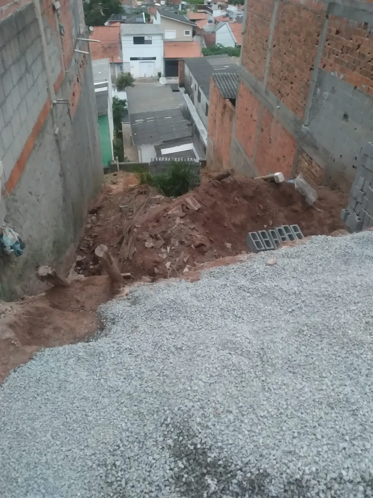 Imagem Terreno à Venda, 150 metros em Cézar de Souza - Mogi das Cruzes