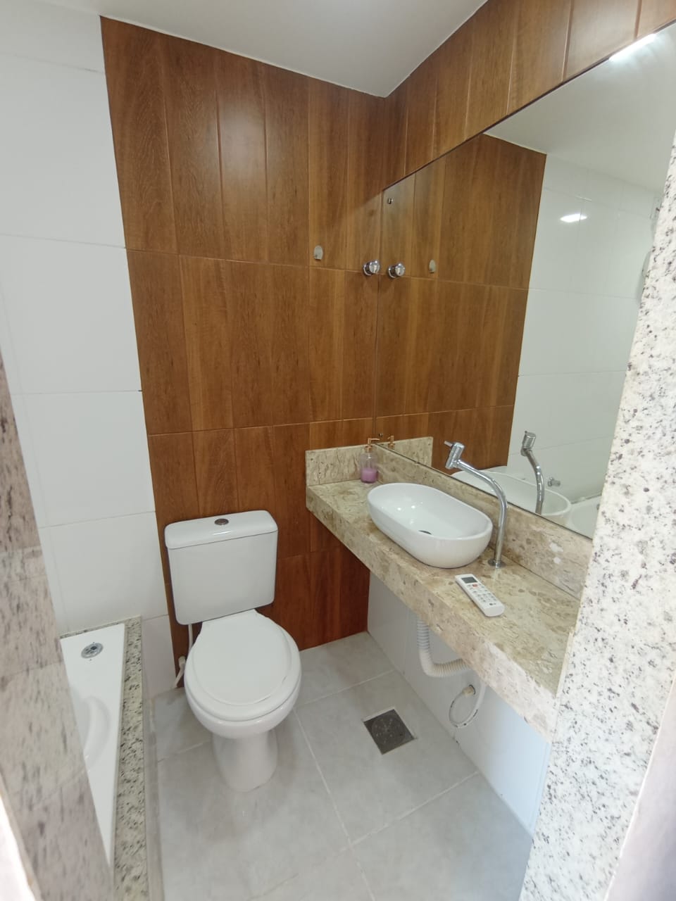Imagem Casa com 2 Quartos à Venda, 135 m²em Tribobó - São Gonçalo