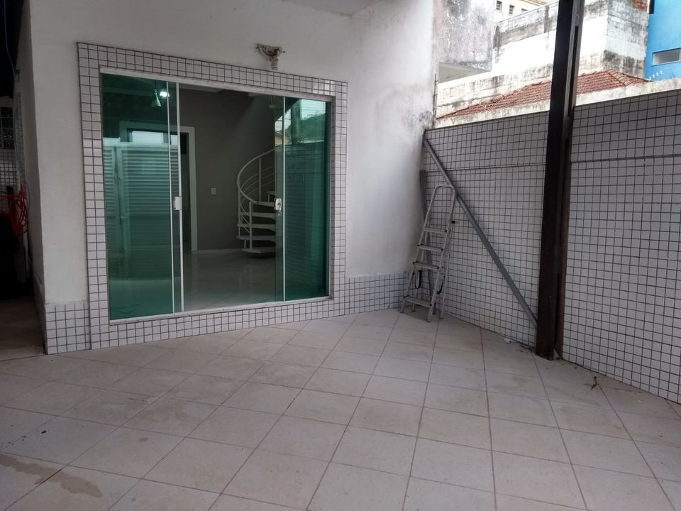 Foto do imóvel: Casa com 2 Quartos à Venda ou Locação, 120 m²em Vila Santo Antônio - Guarujá