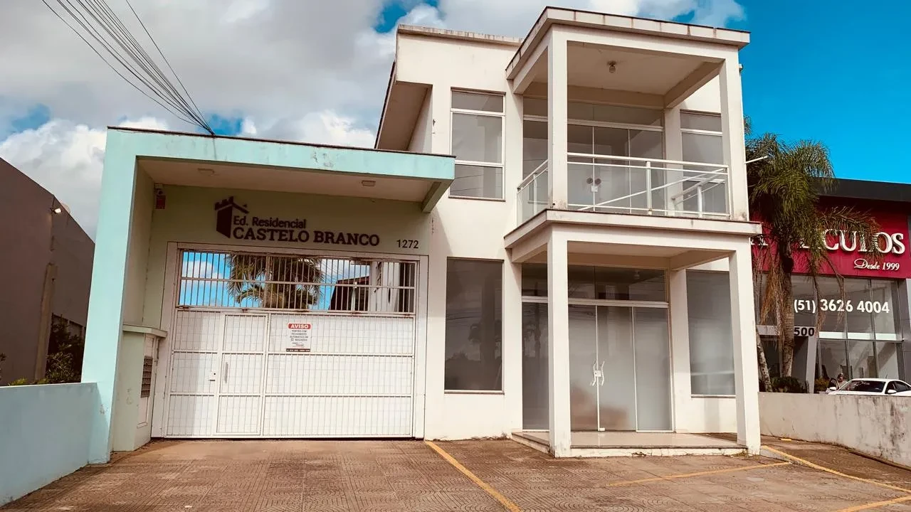 Imagem Apartamento com 1 Quarto à Venda, 30 metros em Torres - Torres