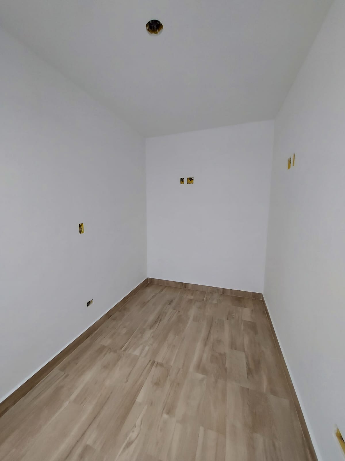 Imagem Sobrado com 3 Quartos à Venda, 108 m² em Vila Ré - São Paulo