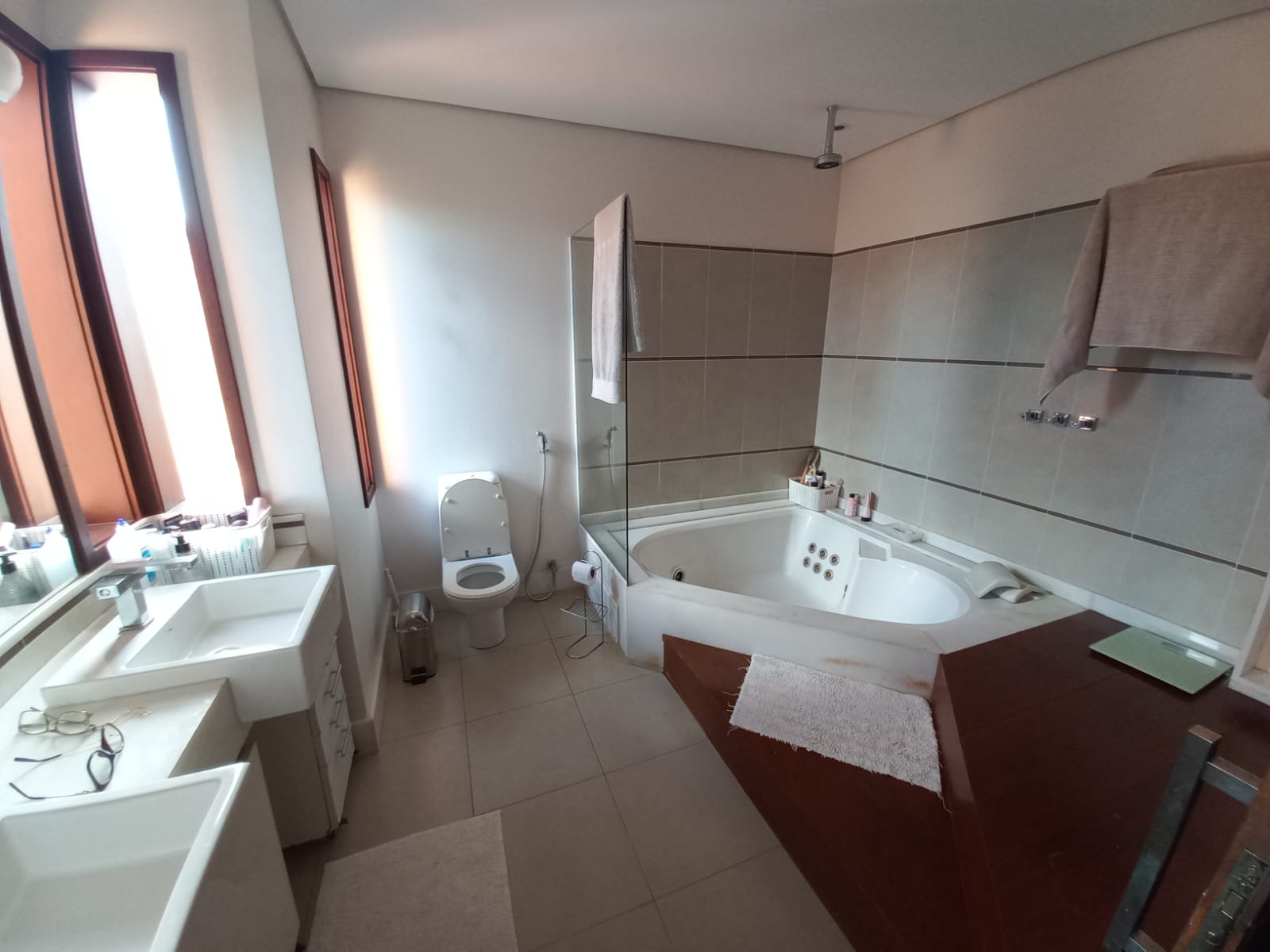 Imagem Casa com 5 Quartos à Venda, 475 m²em Vila Brandina - Campinas