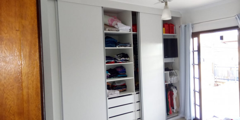 Imagem Sobrado com 3 Quartos à Venda, 150 m² em Vila Caputera - Mogi Das Cruzes