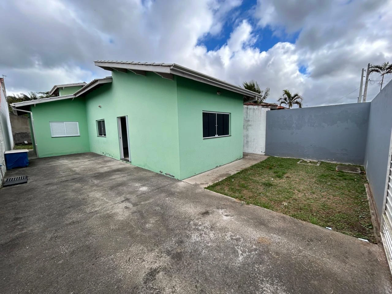 Foto do imóvel: Casa com 2 Quartos à Venda, 82 metros em Sumaré - Caraguatatuba