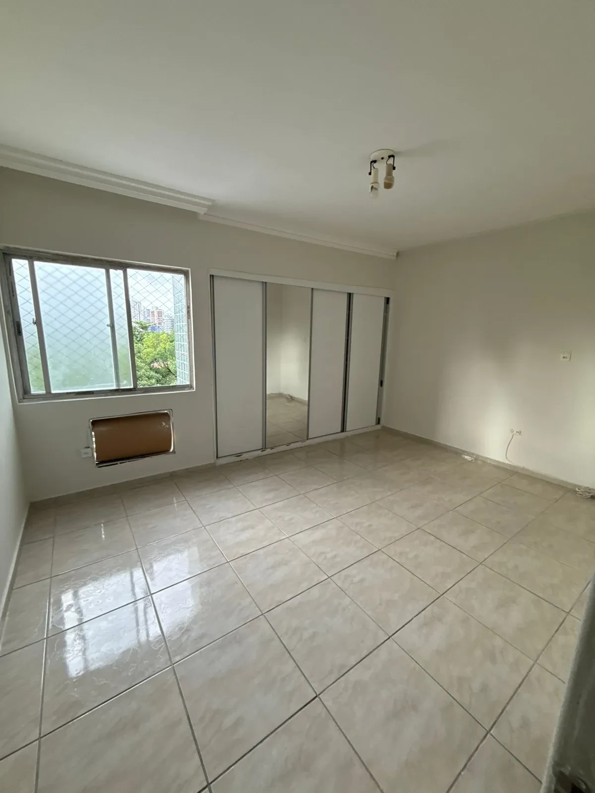 Imagem Apartamento com 3 Quartos à Venda, 137 m² em Graças - Recife