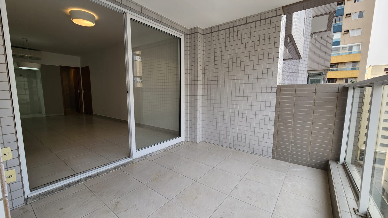 Apartamento com 2 Quartos à Venda, 84 m²em Gonzaga - Santos