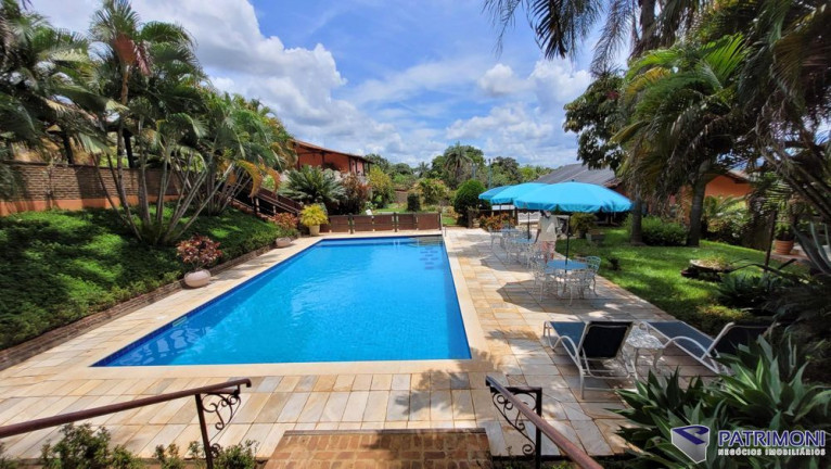 Imagem Casa com 7 Quartos à Venda, 610 m² em Vila Maria Regina - Juatuba