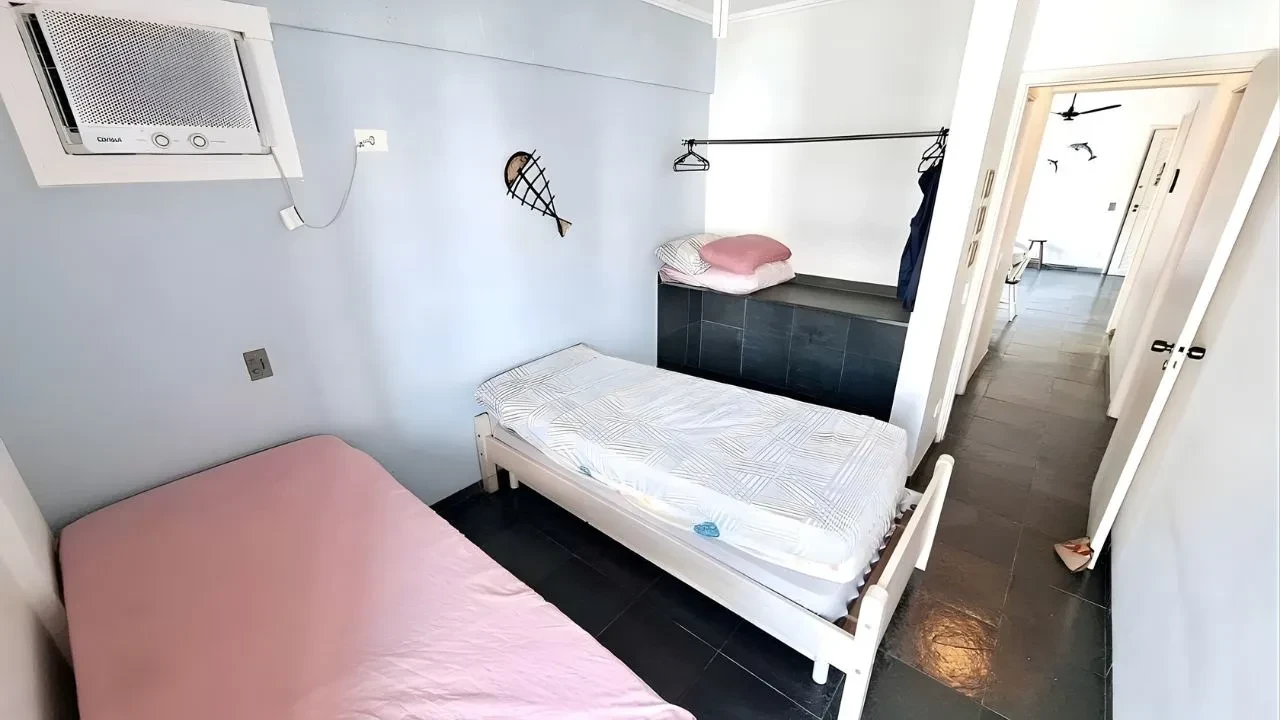 Imagem Apartamento com 2 Quartos à Venda, 70 m² em Enseada - Guarujá