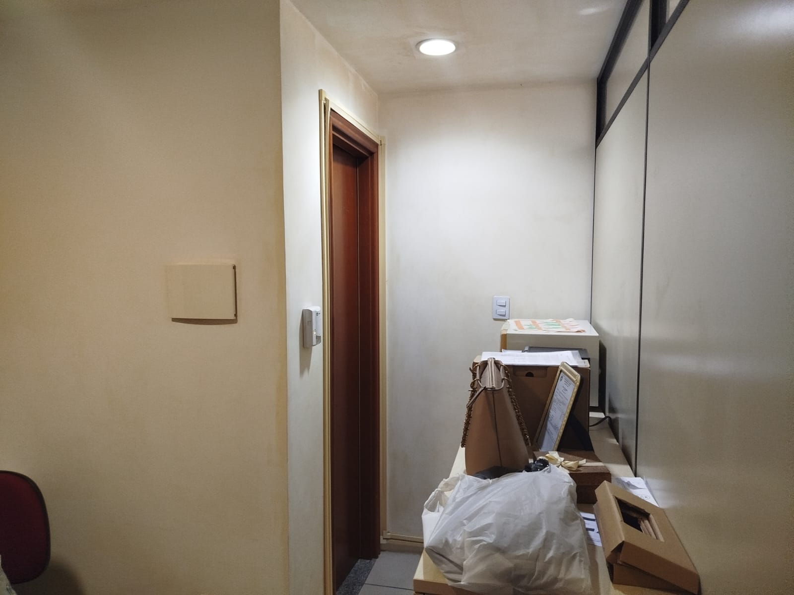 Imagem Sala Comercial para Alugar, 33 m²em Caminho das Árvores - Salvador