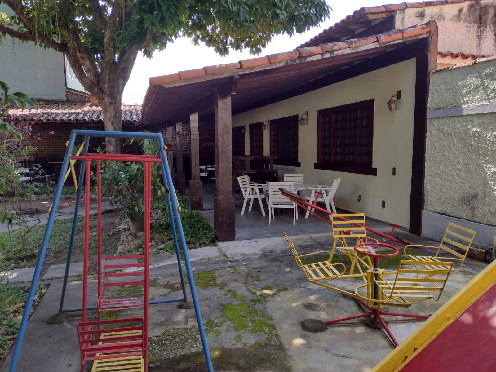 Imagem Casa com 4 Quartos à Venda, 442 m²em Piratininga - Niterói