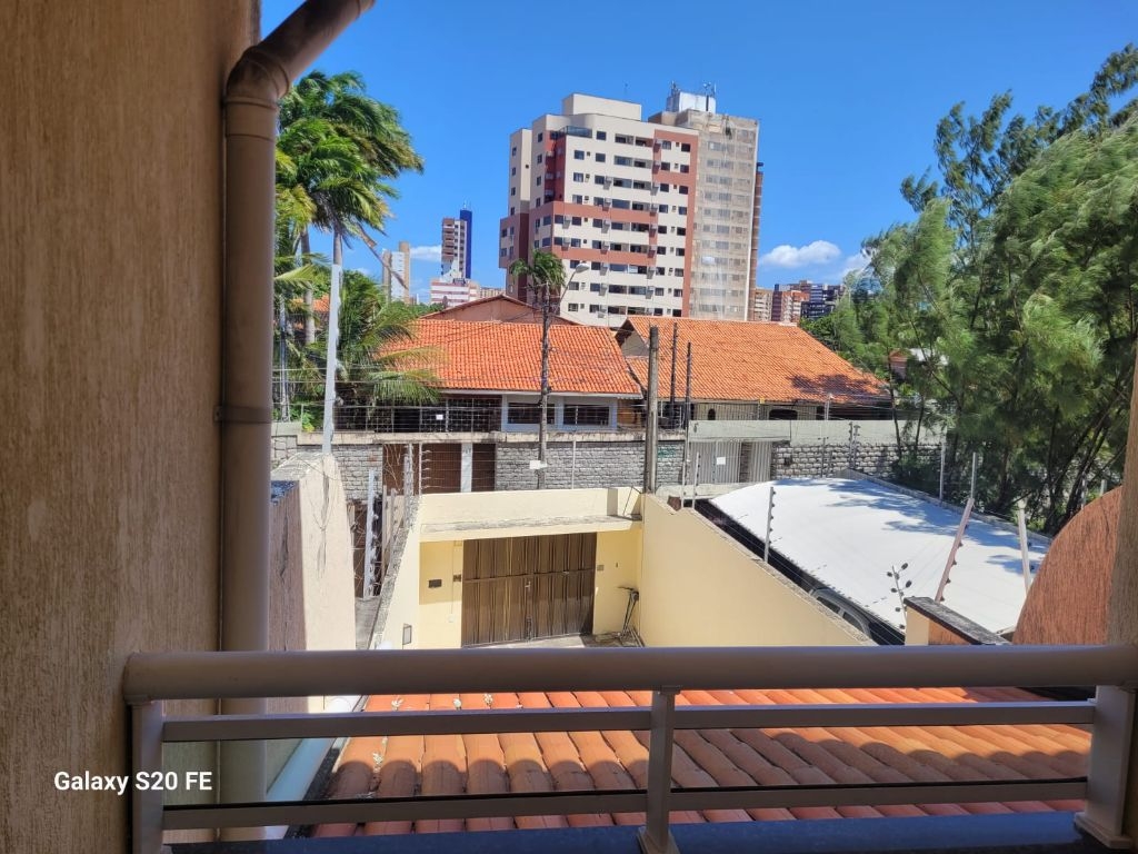 Imagem Casa com 3 Quartos à Venda, 149 m²em Vicente Pinzon - Fortaleza
