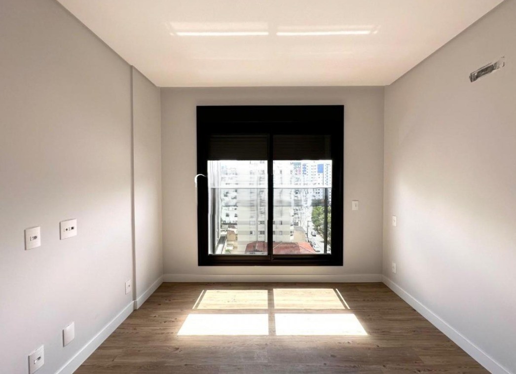 Imagem Apartamento com 3 Quartos à Venda, 114 m² em Centro - Florianópolis