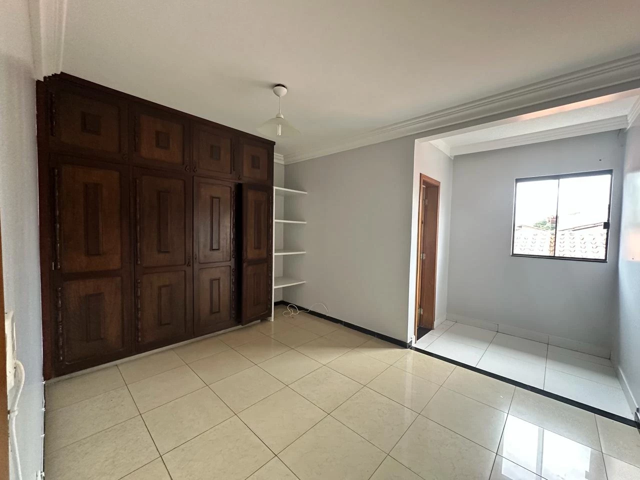 Imagem Sobrado com 6 Quartos à Venda, 411 m² em Setor Jaó - Goiânia Imagem Sobrado com 6 Quartos à Venda, 411 m² em Setor Jaó - Goiânia
