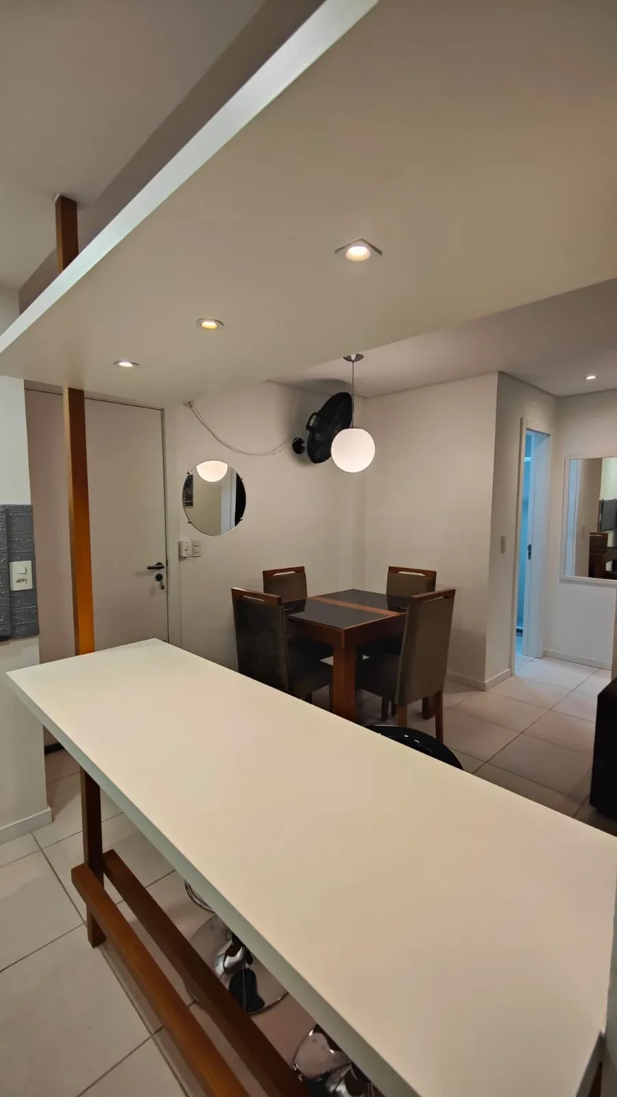 Imagem Apartamento com 1 Quarto à Venda, 42 metros em Torres - Torres