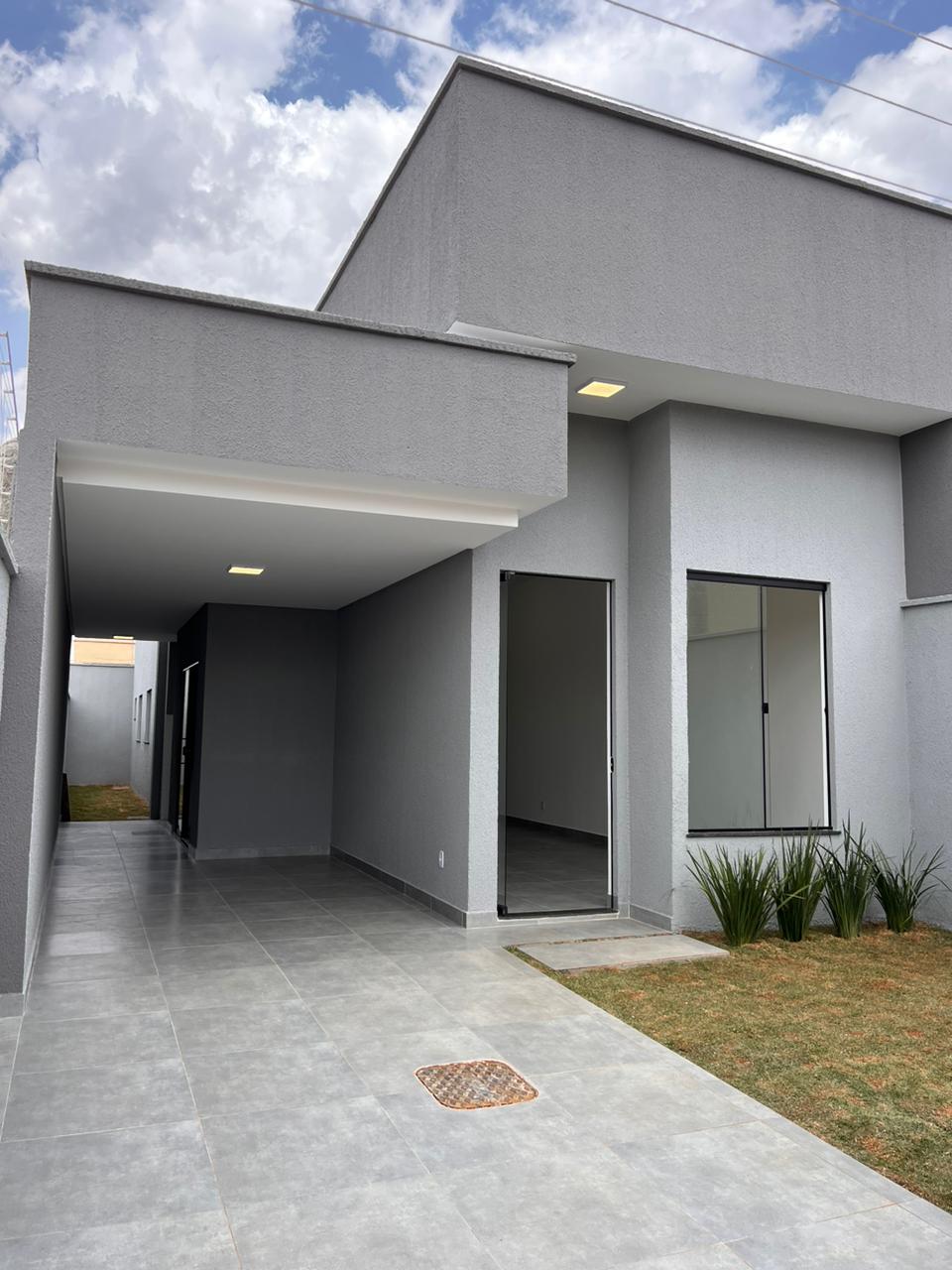 Casa com 3 Quartos à Venda, 114 m²em São Francisco II - Senador Canedo