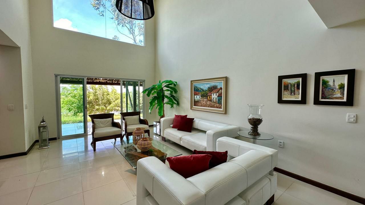 Imagem Casa de Condomínio com 4 Quartos para Alugar, 800 m² em Zona Rural - Sairé