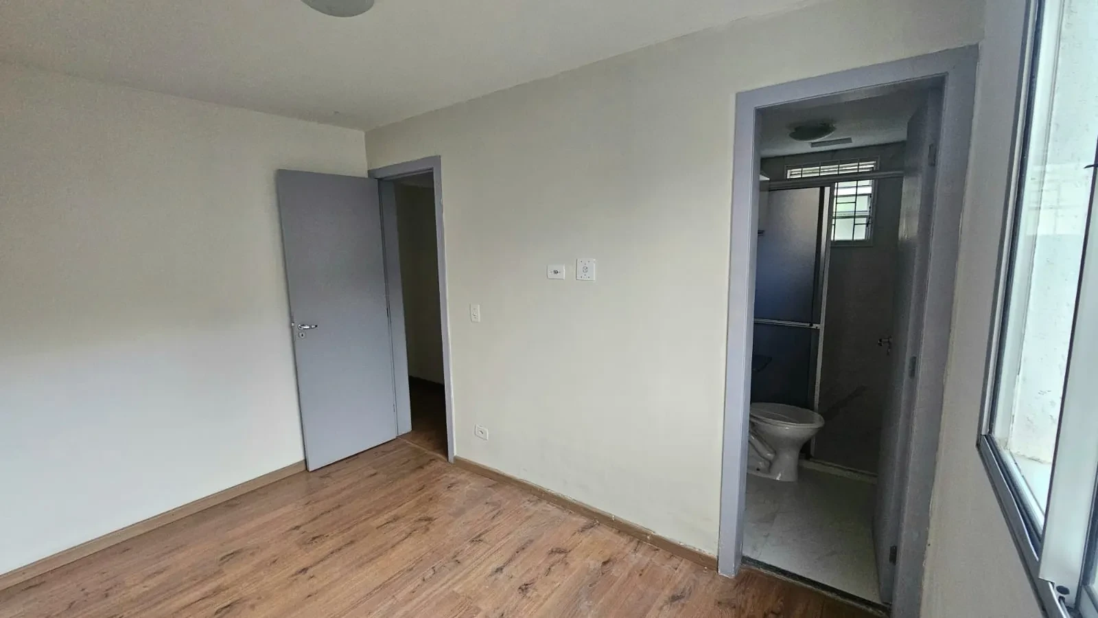 Imagem Apartamento com 2 Quartos à Venda, 52 m² em Cristo Rei - Curitiba