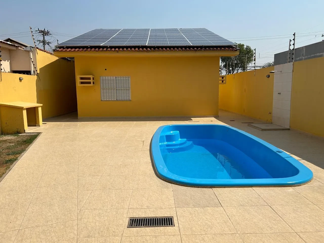 Imagem Casa com 3 Quartos para Alugar, 200 m² em Goiabeira - Cuiabá