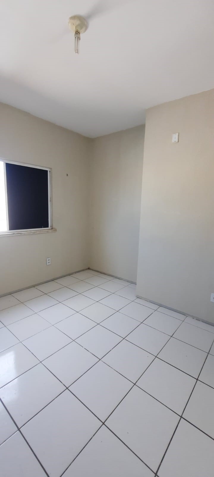 Imagem Casa de Condomínio com 2 Quartos à Venda, 63 m² em Siqueira - Fortaleza