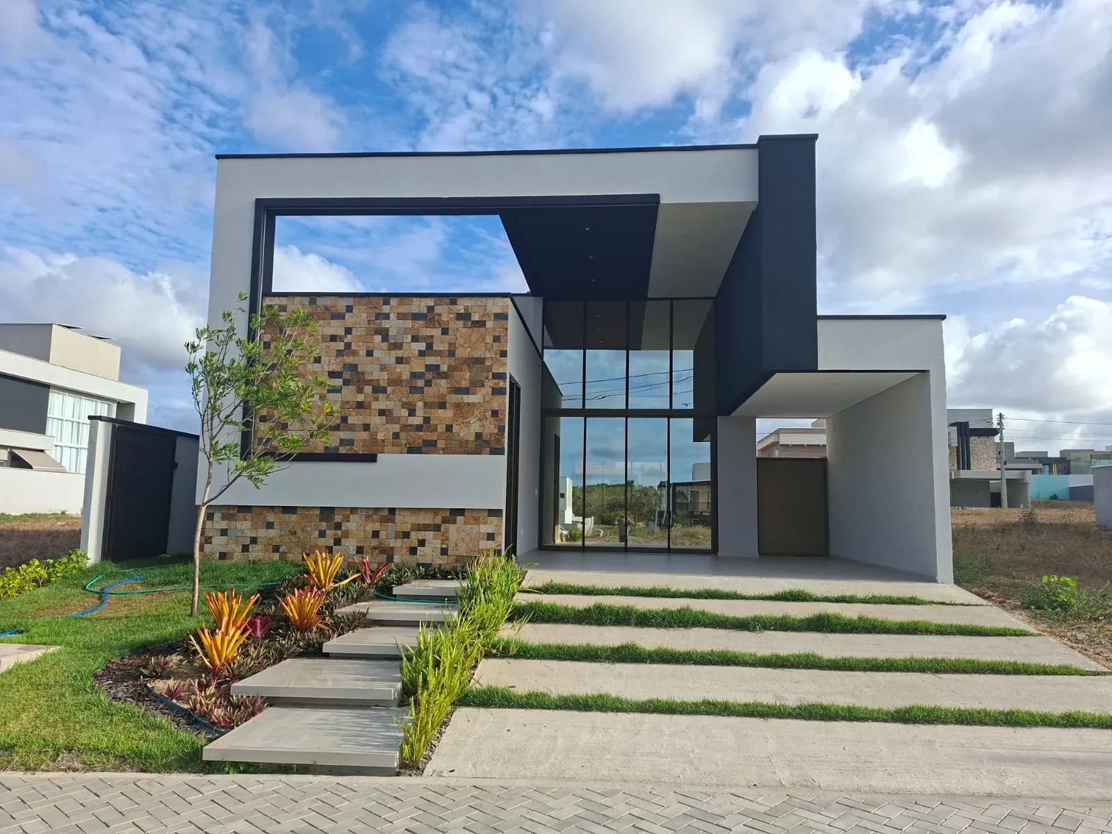 Casa de Condomínio com 3 Quartos à Venda, 143 m² em Cidade Alpha - Eusébio