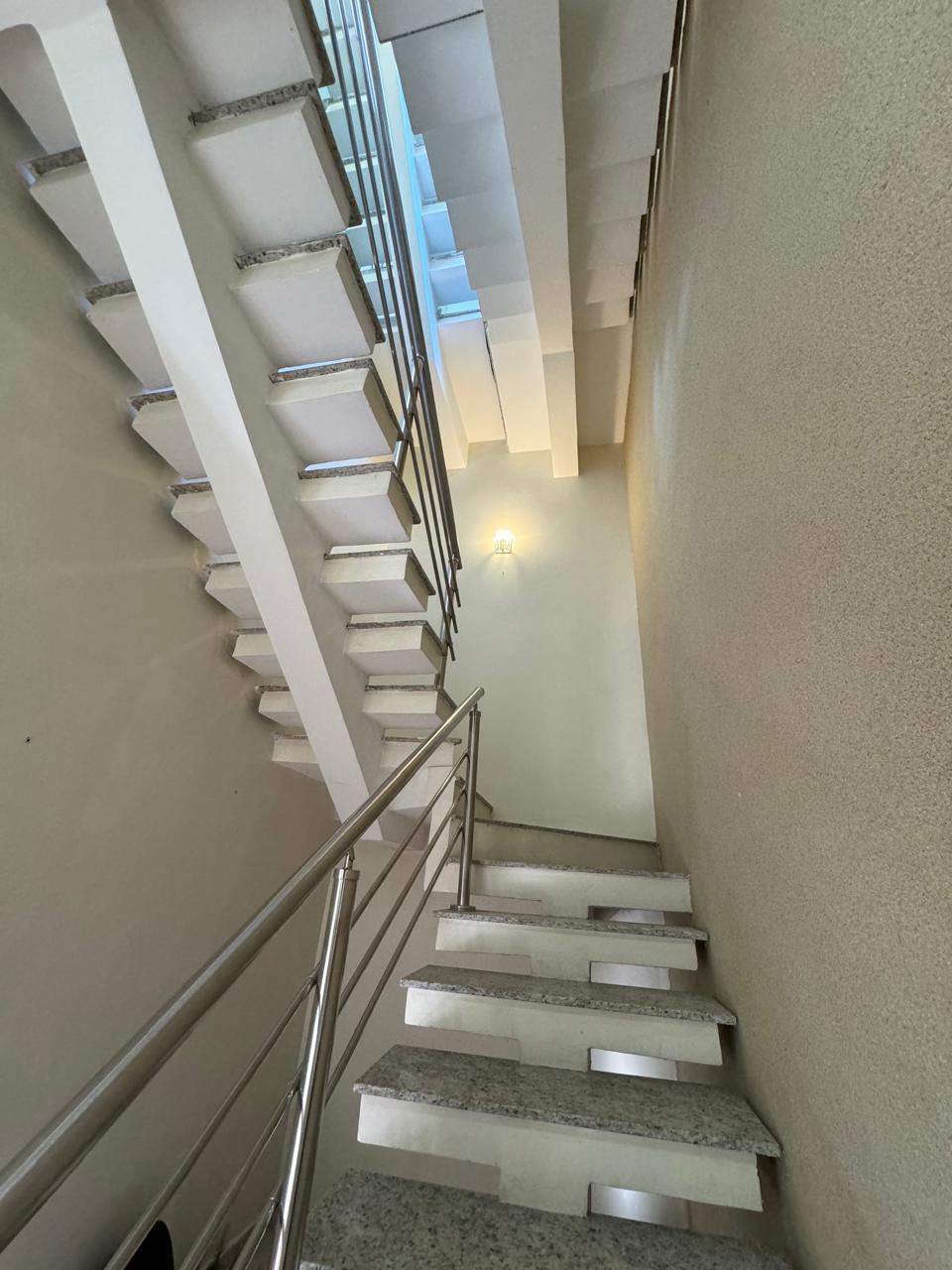 Imagem Casa de Condomínio com 4 Quartos à Venda, 300 m²em Arujá 5 - Arujá