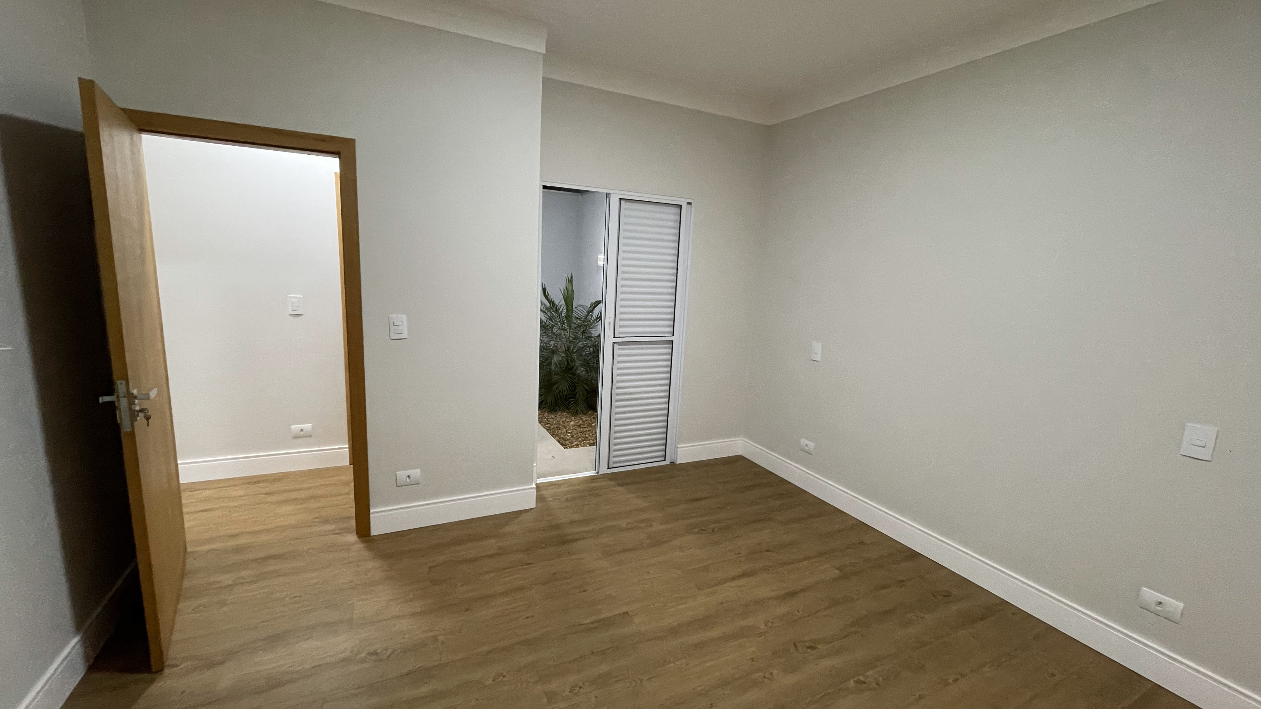 Imagem Casa com 3 Quartos à Venda, 140 m²em Jardim Munique - Maringá