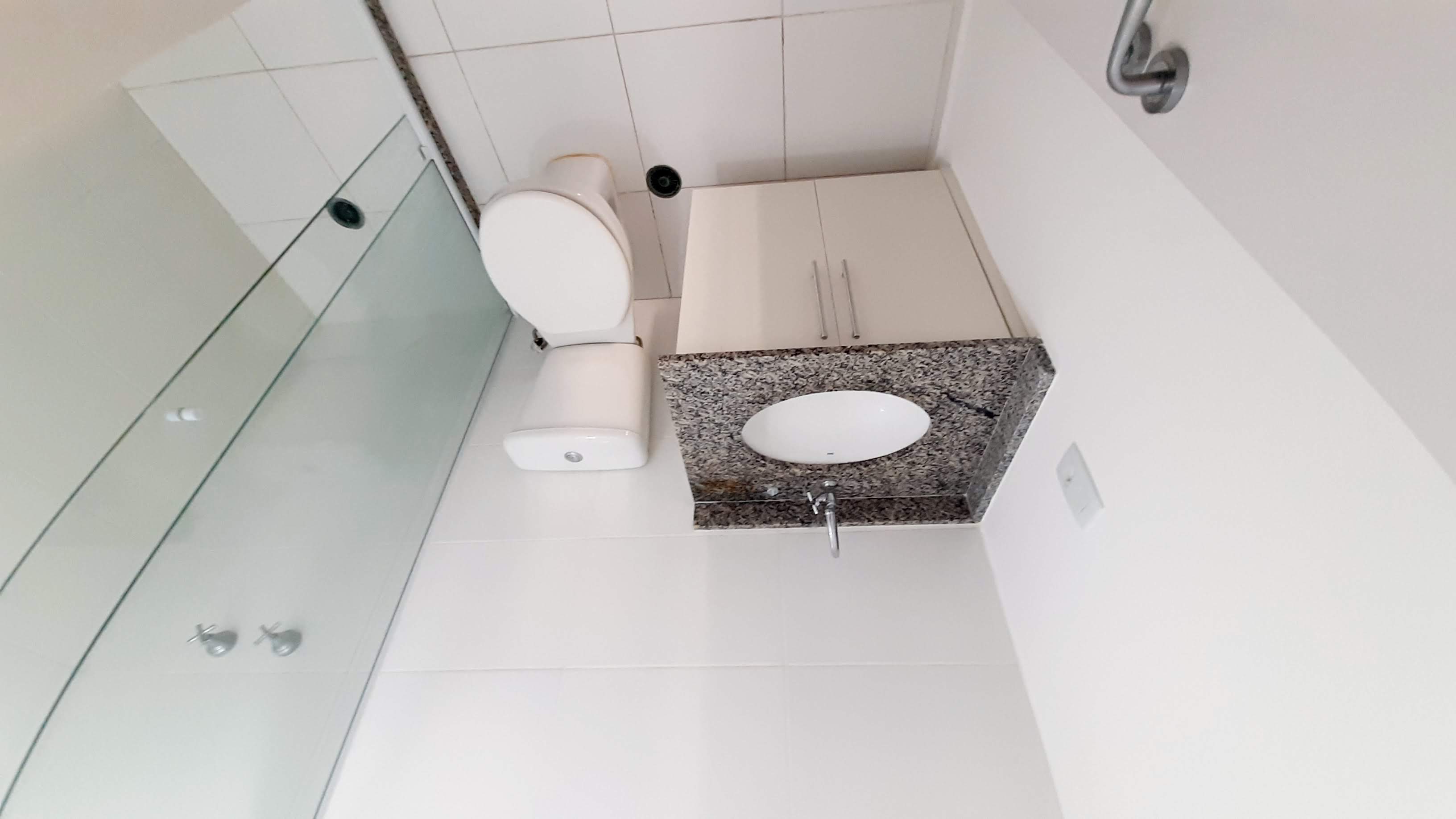 Imagem Apartamento com 2 Quartos para Alugar, 69 m²em Jardim Tupanci - Barueri