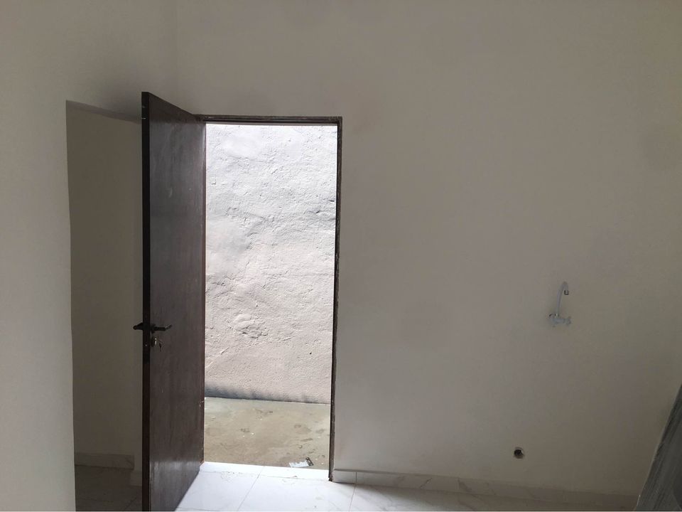 Imagem Imóvel com 1 Quarto para Alugar, 20 m²em Parque Císper - São Paulo