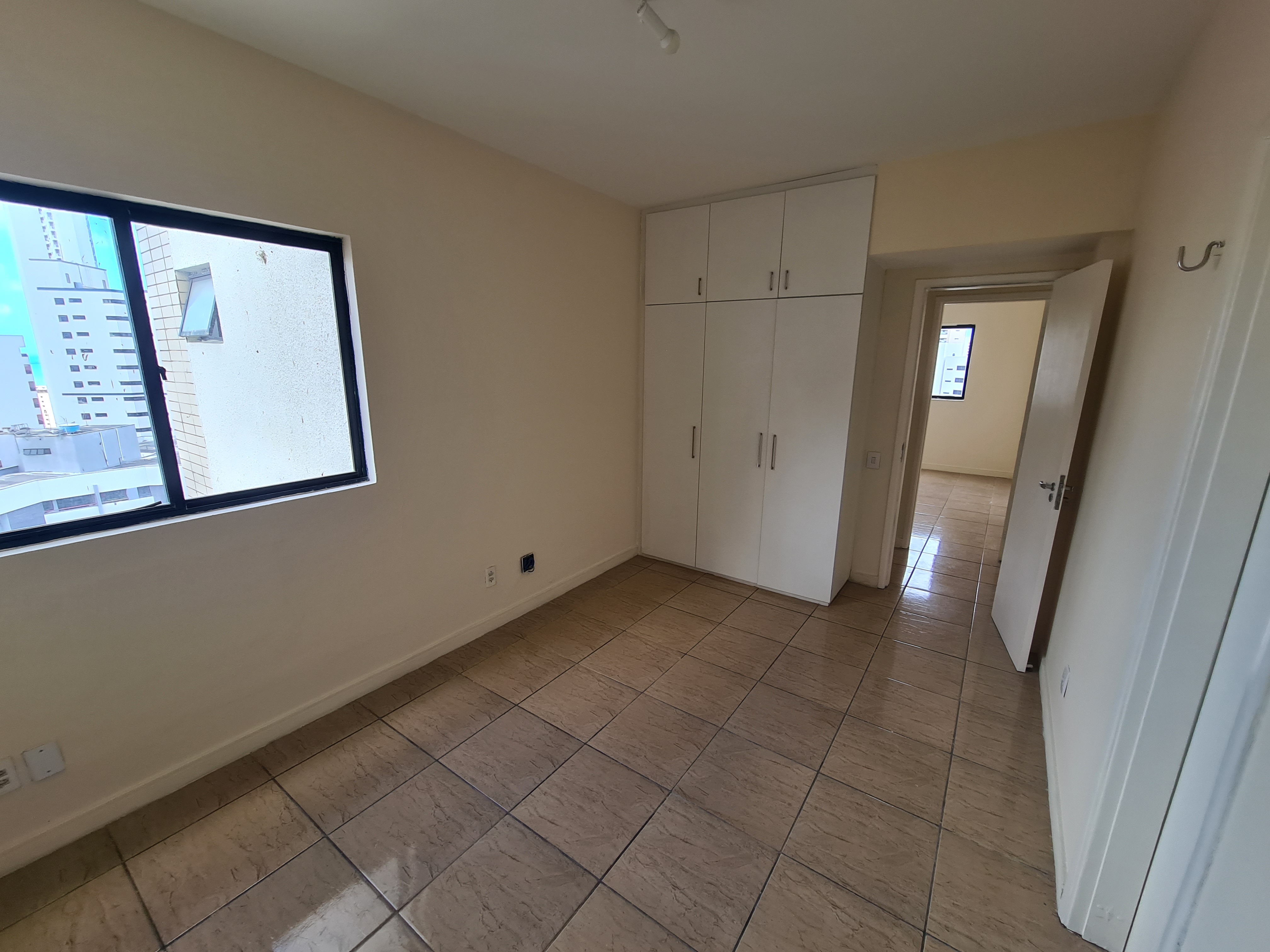Imagem Apartamento com 3 Quartos à Venda, 113 m²em Meireles - Fortaleza