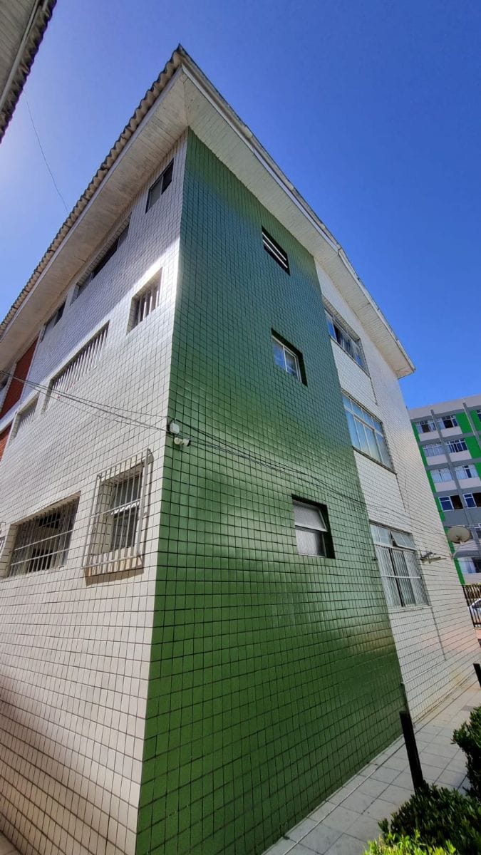 Imagem Apartamento com 2 Quartos à Venda, 77 m²em Ondina - Salvador