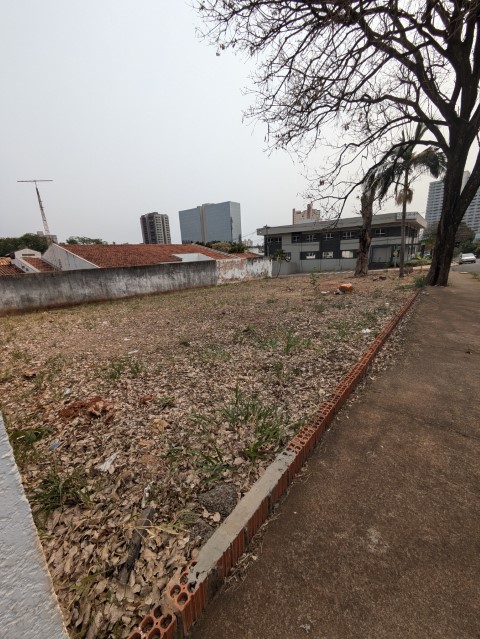 Foto do imóvel: Terreno à Venda, 525 m² em Jardim Redentor - São José do Rio Preto