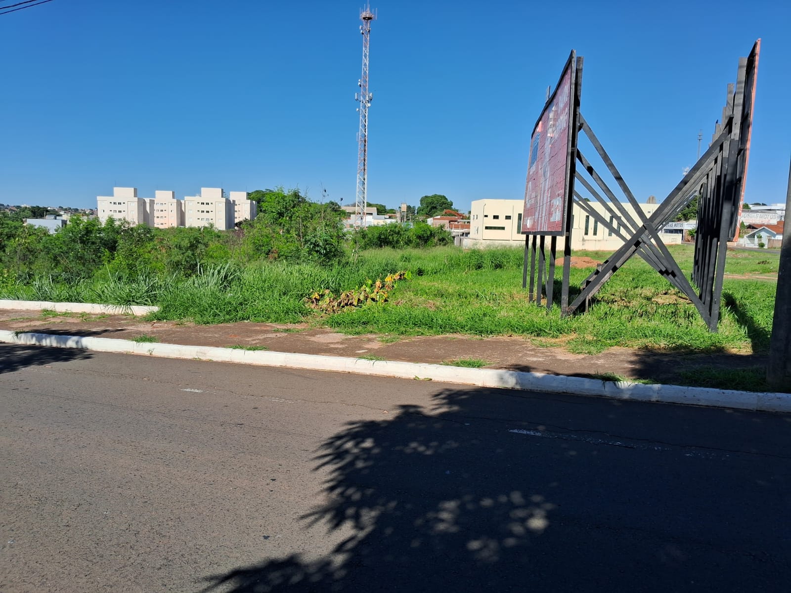 Imagem Terreno à Venda, 4.008 m² em Parque São Geraldo - Bauru