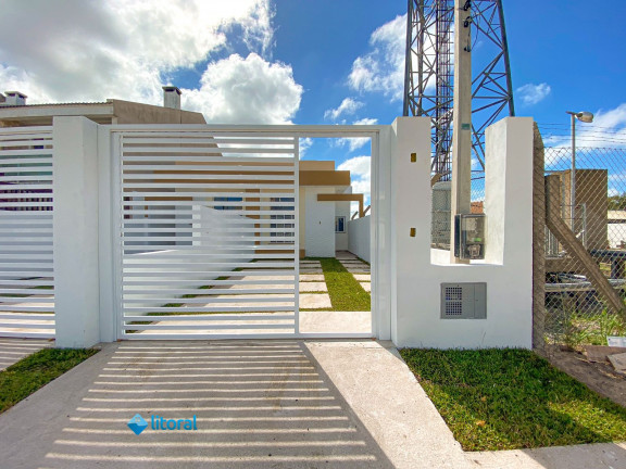 Imagem Casa com 2 Quartos à Venda, 76 m² em Cassino - Rio Grande