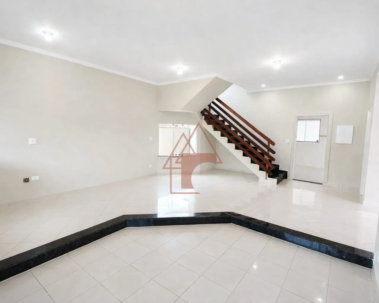 Imagem Sobrado com 3 Quartos à Venda, 247 m² em Parque São Luis - Cubatão