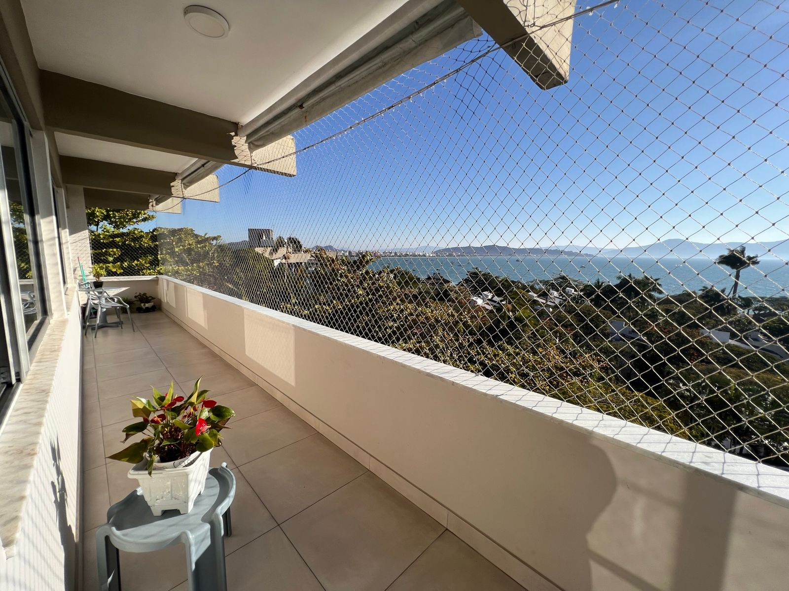 Imagem Apartamento com 3 Quartos à Venda, 135 m²em Canasvieiras - Florianópolis