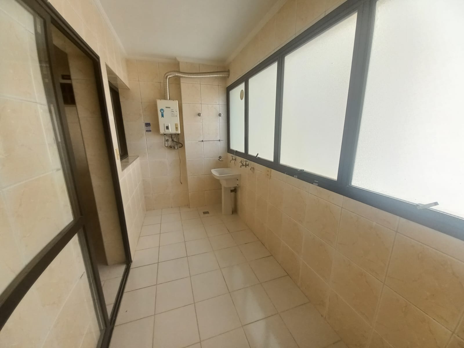 Imagem Apartamento com 3 Quartos à Venda, 132 m²em Cambuí - Campinas