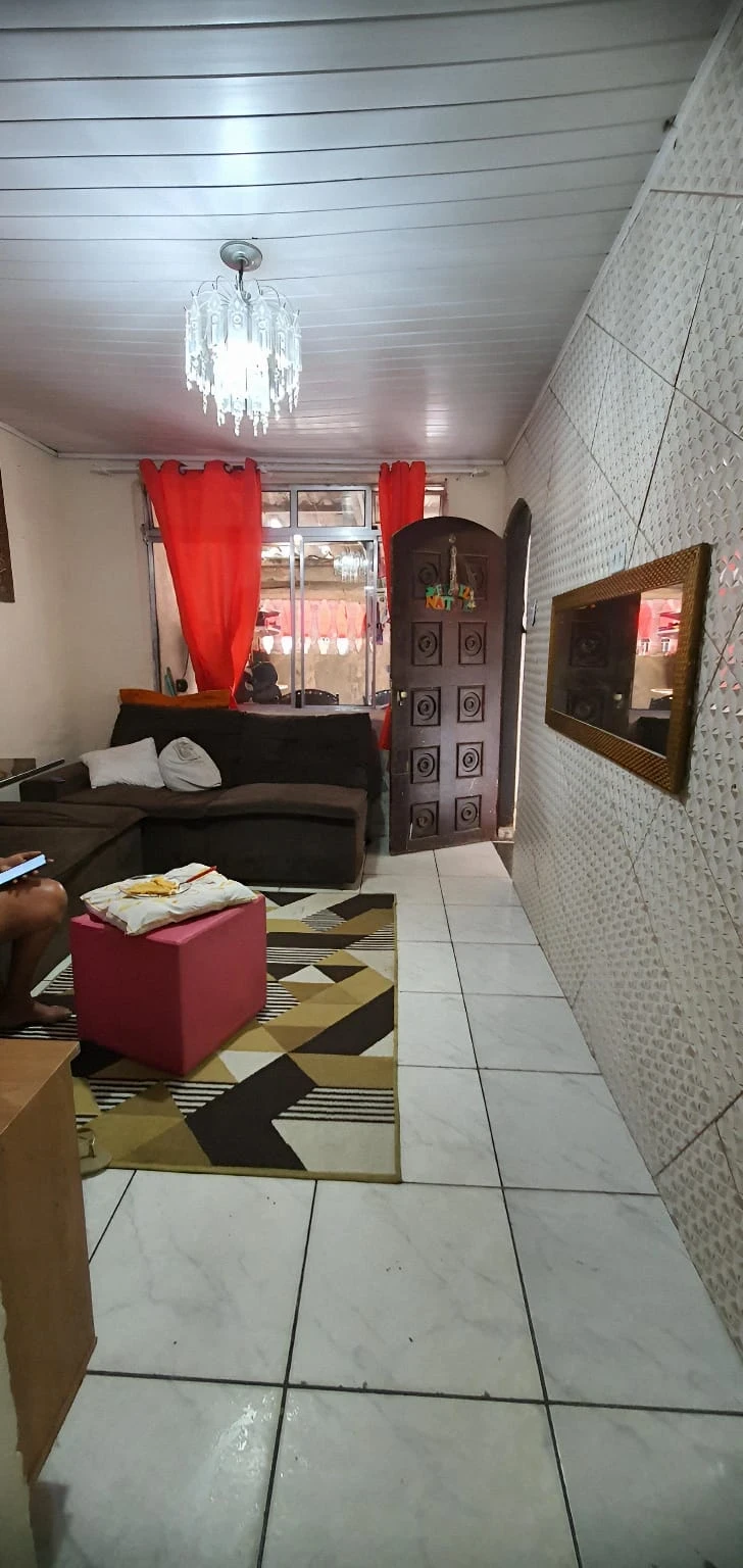 Imagem Casa com 2 Quartos à Venda, 121 m² em Vila São Benedito - Cubatão