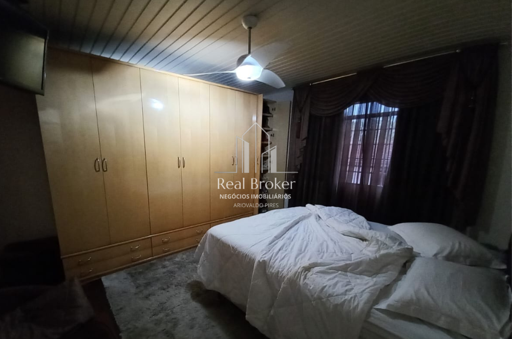 Imagem Casa com 3 Quartos à Venda, 280 m²em Orfãs - Ponta Grossa