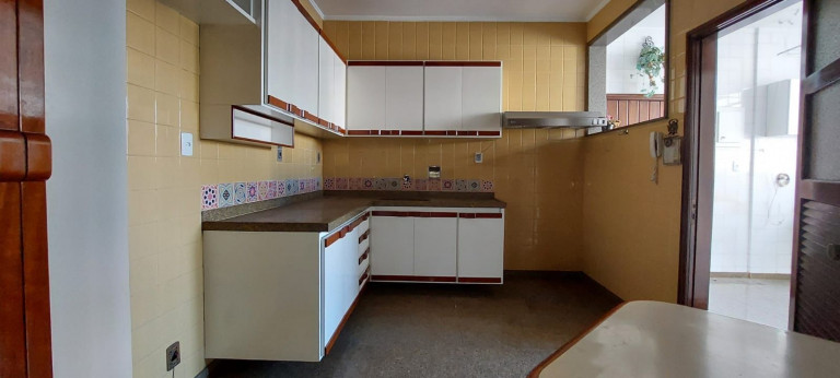 Imagem Apartamento com 3 Quartos à Venda, 160 m² em Icaraí - Niterói