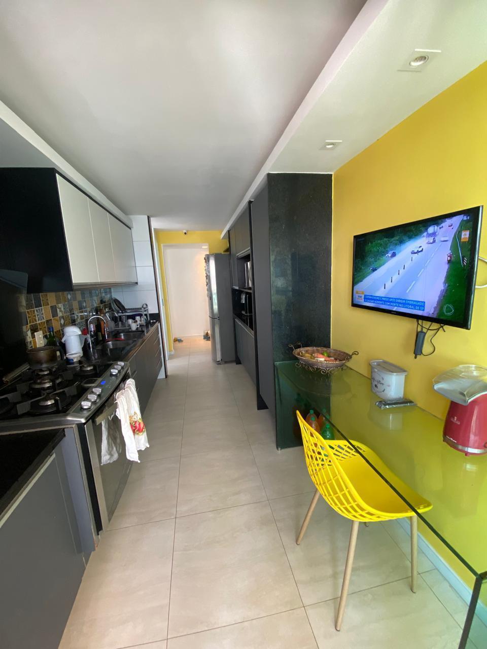 Foto do imóvel: Apartamento com 4 Quartos à Venda, 204 m² em Pina - Recife