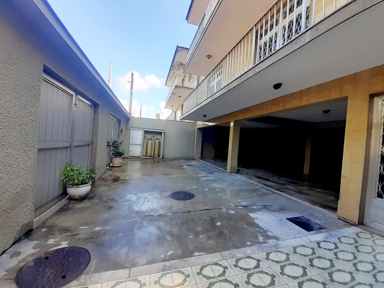 Imagem Casa com 4 Quartos para Alugar, 390 m² em Taquara - Rio de Janeiro