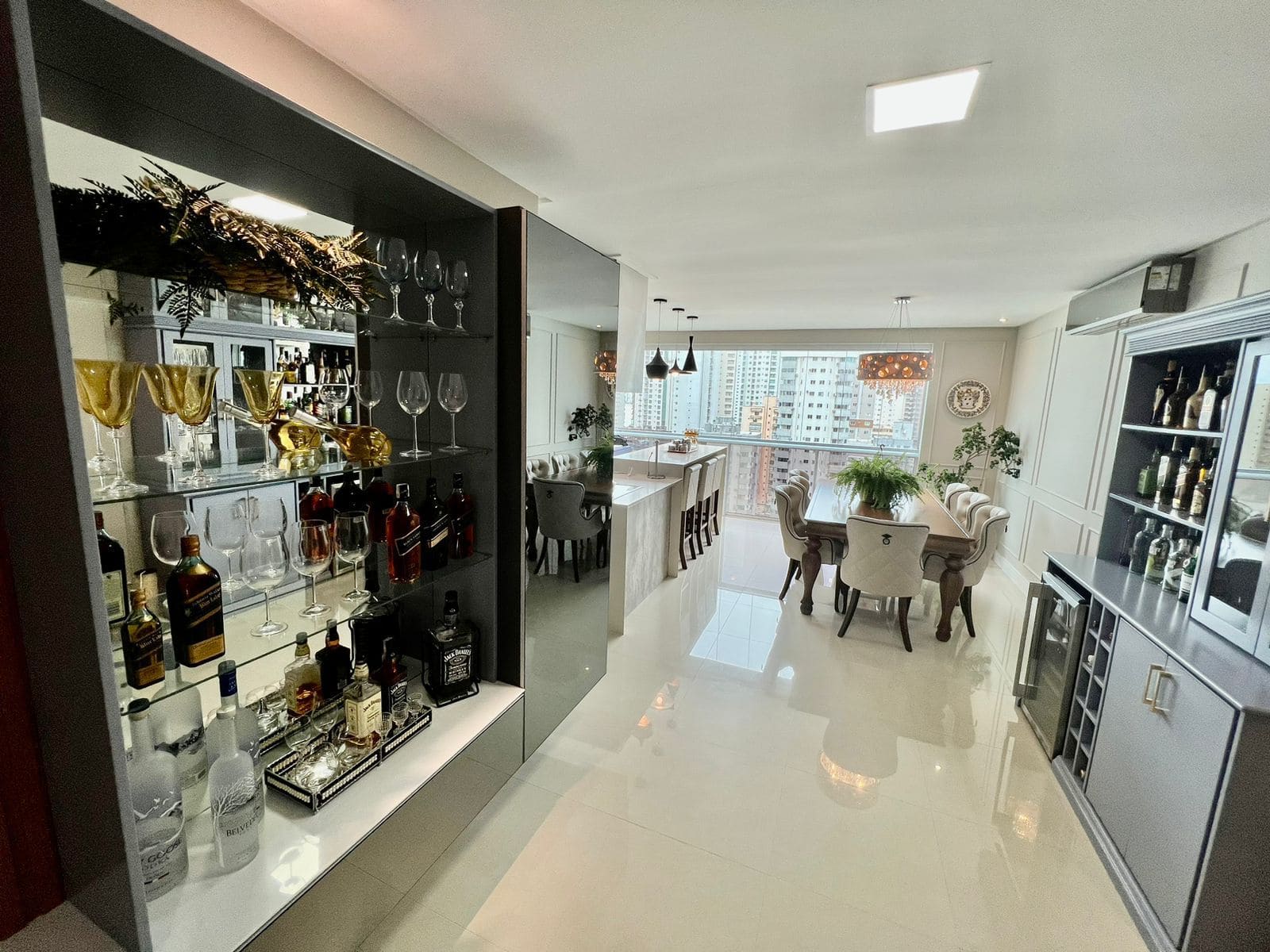 Imagem Apartamento com 3 Quartos à Venda, 120 m²em Pioneiros - Balneário Camboriú