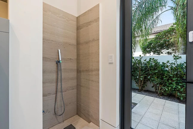 Imagem Casa de Condomínio com 6 Quartos à Venda, 900 m²em Lapa de Baixo - São Paulo