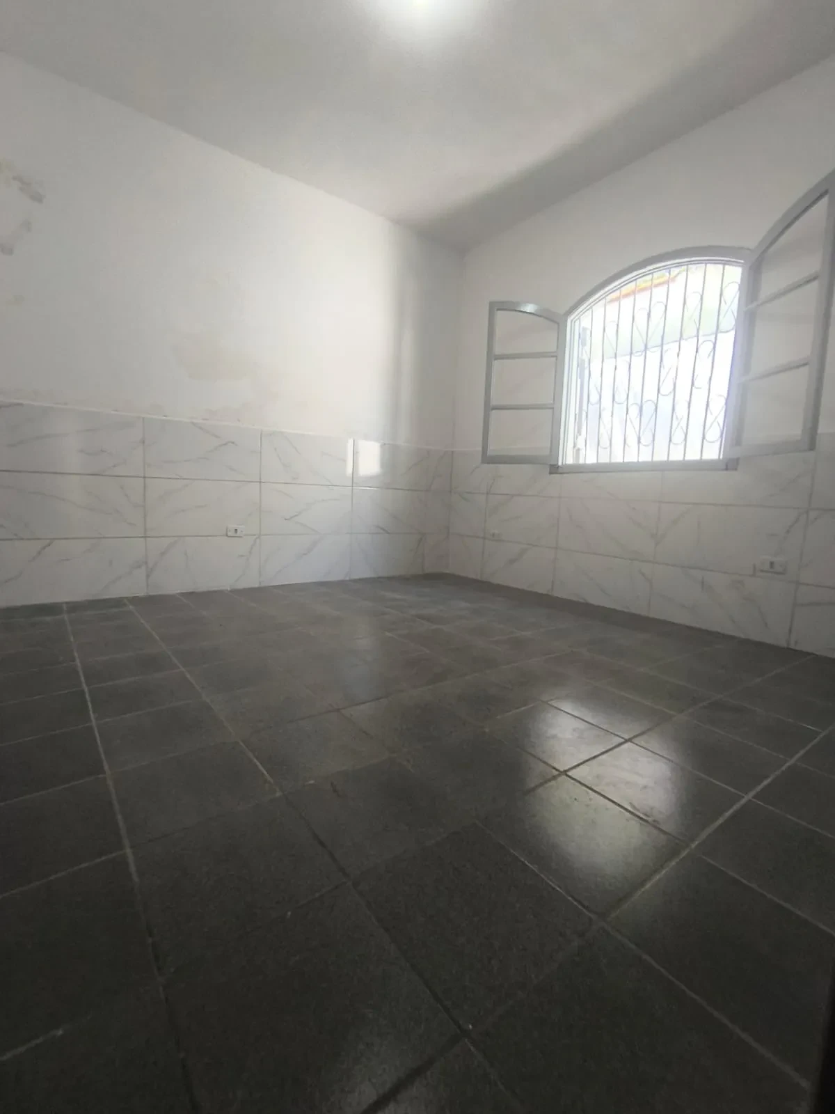 Imagem Casa com 2 Quartos à Venda, 80 metro em Jussara - Mongaguá