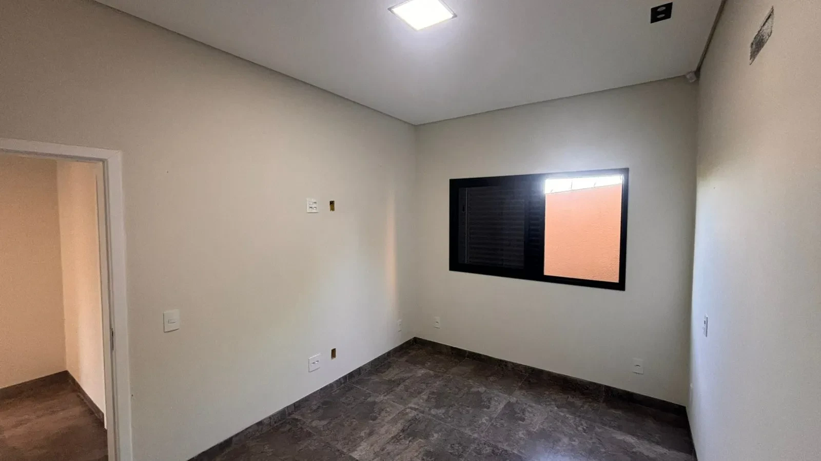 Imagem Casa com 4 Quartos à Venda, 180 m² em Riviera de Santa Cristina II - Itaí