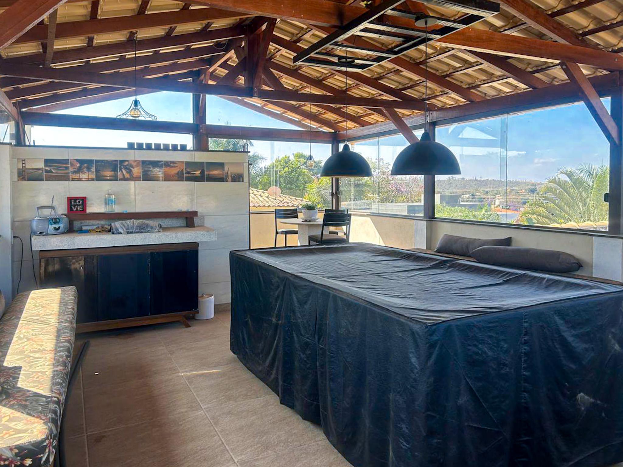 Imagem Chácara com 4 Quartos à Venda, 1.000 m² em  - Jaboticatubas