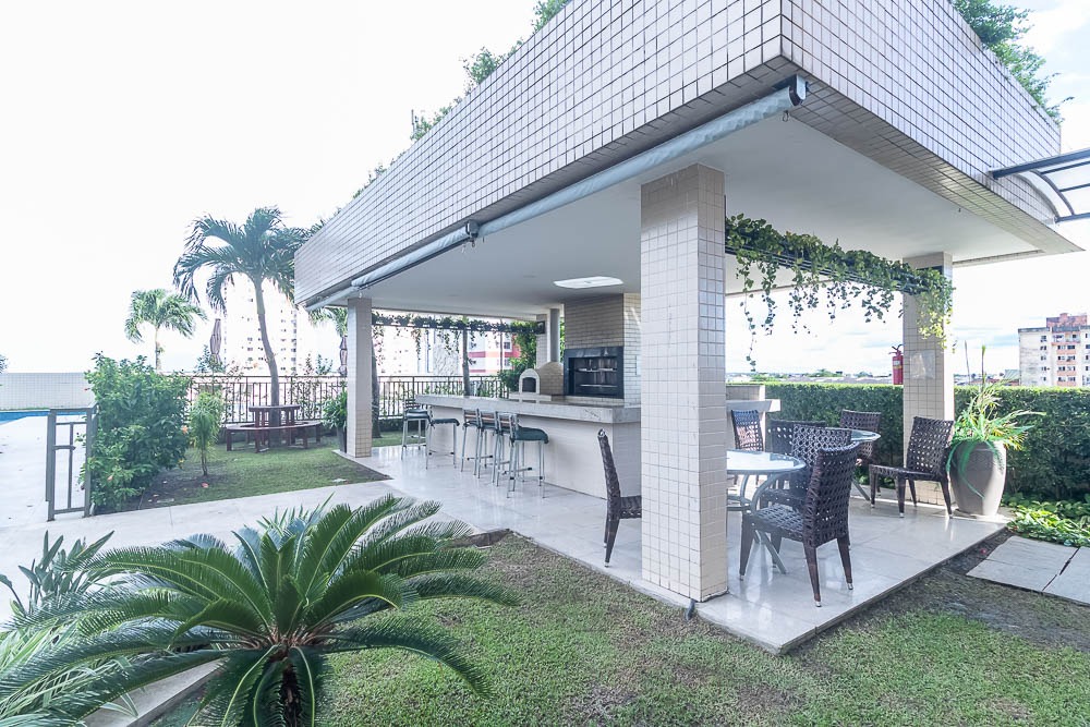 Imagem Apartamento com 4 Quartos à Venda, 156 m²em Batista Campos - Belém