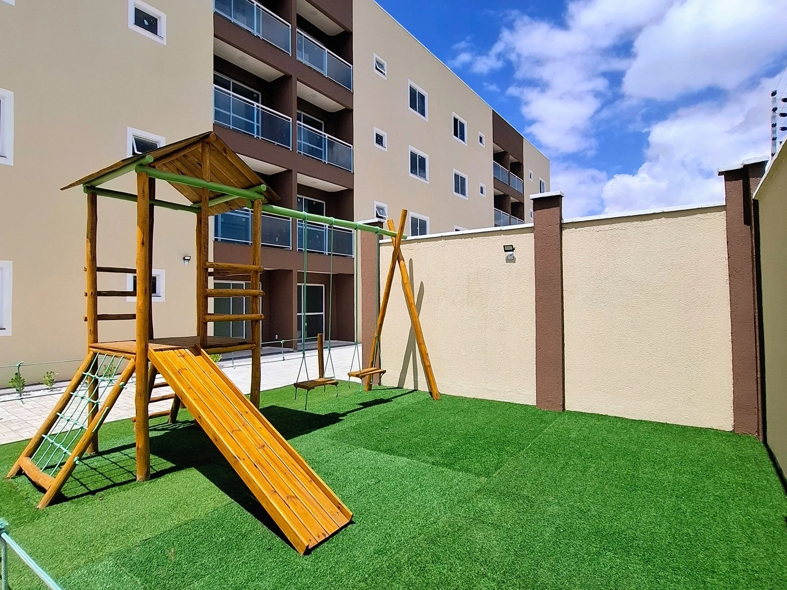 Foto do imóvel: Apartamento com 2 Quartos à Venda, 54 m² em Urucunema - Eusébio